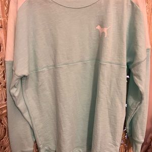 PINK Victoria’s Secret long sleeve tee.